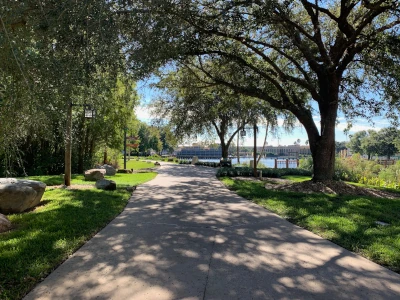 Orlando florida hotel pathway